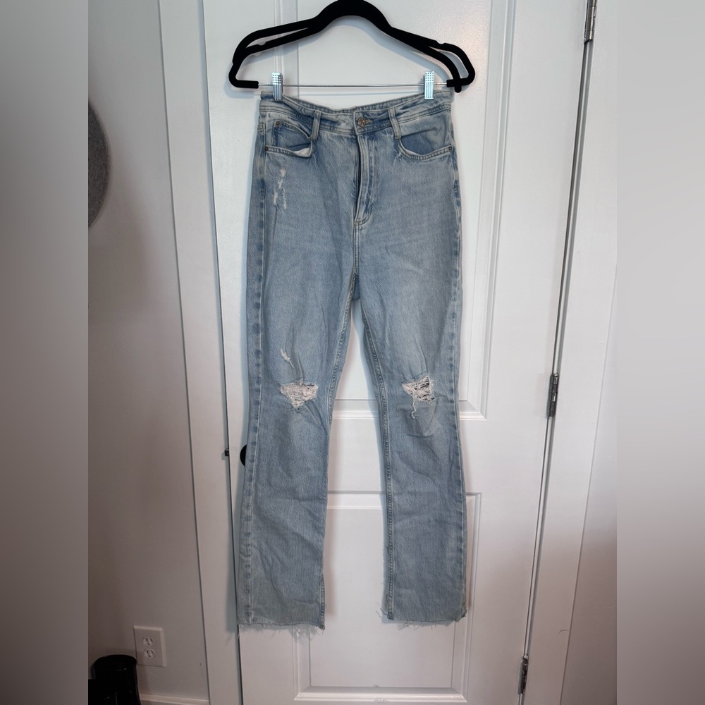 Zara Light Wash Denim Jeans